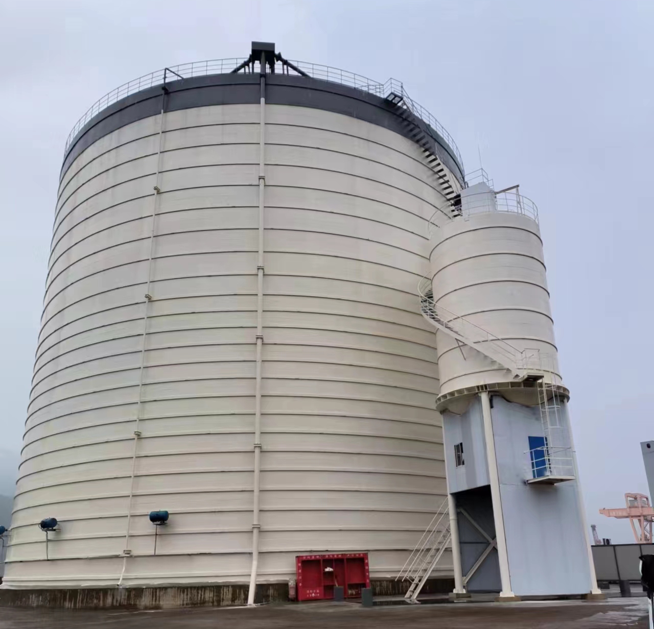 总口管理区10万吨水泥钢板库